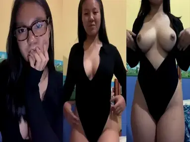 Miss Keren Bikini Pamer Body Seksi Basah Air